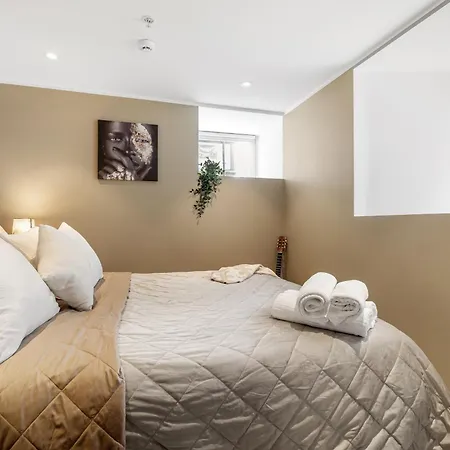 Solsiden Modern Stay: King Beds, Private Entry Trondheim Exterior photo