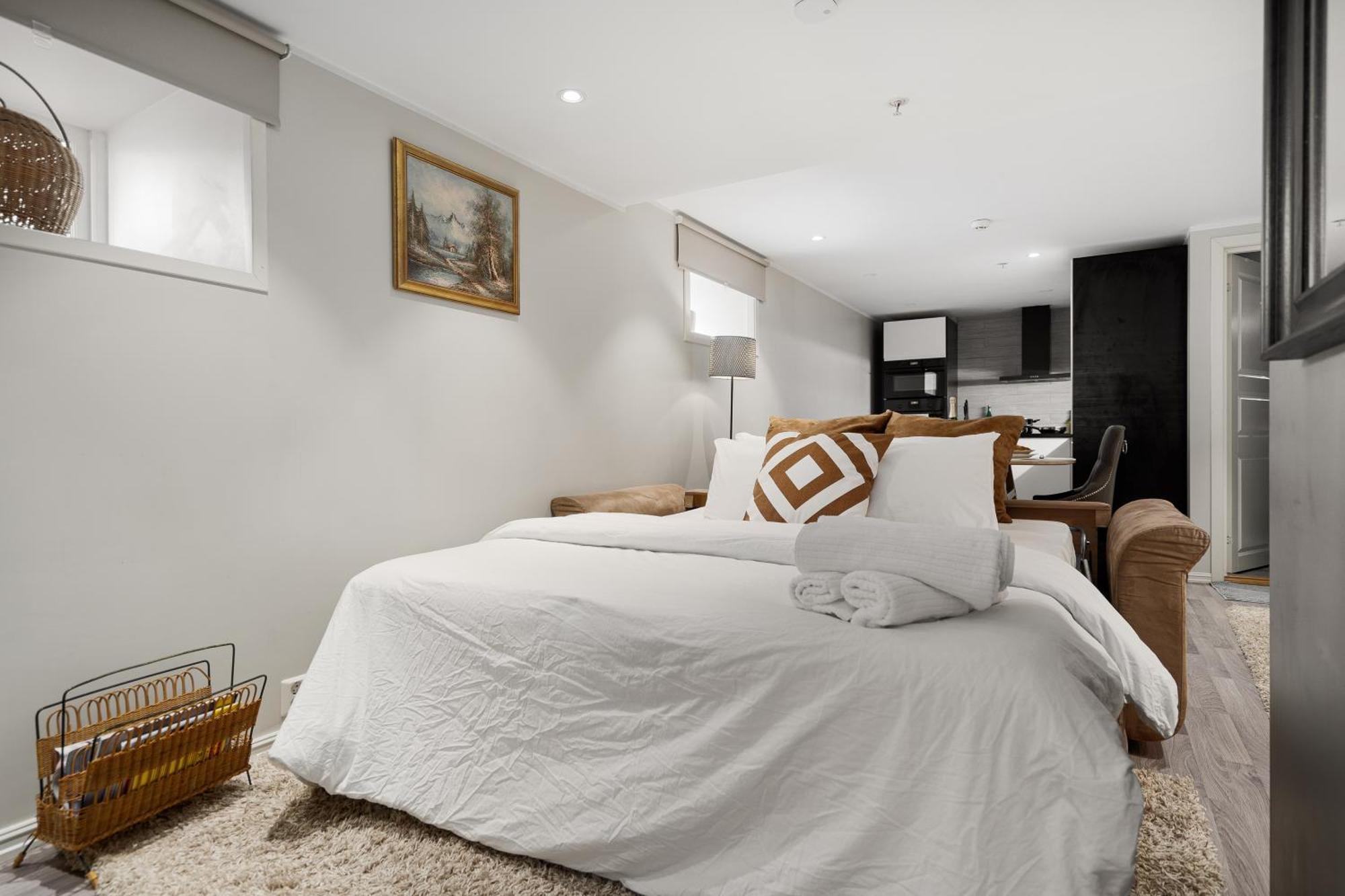 Solsiden Modern Stay: King Beds, Private Entry Apartment Trondheim