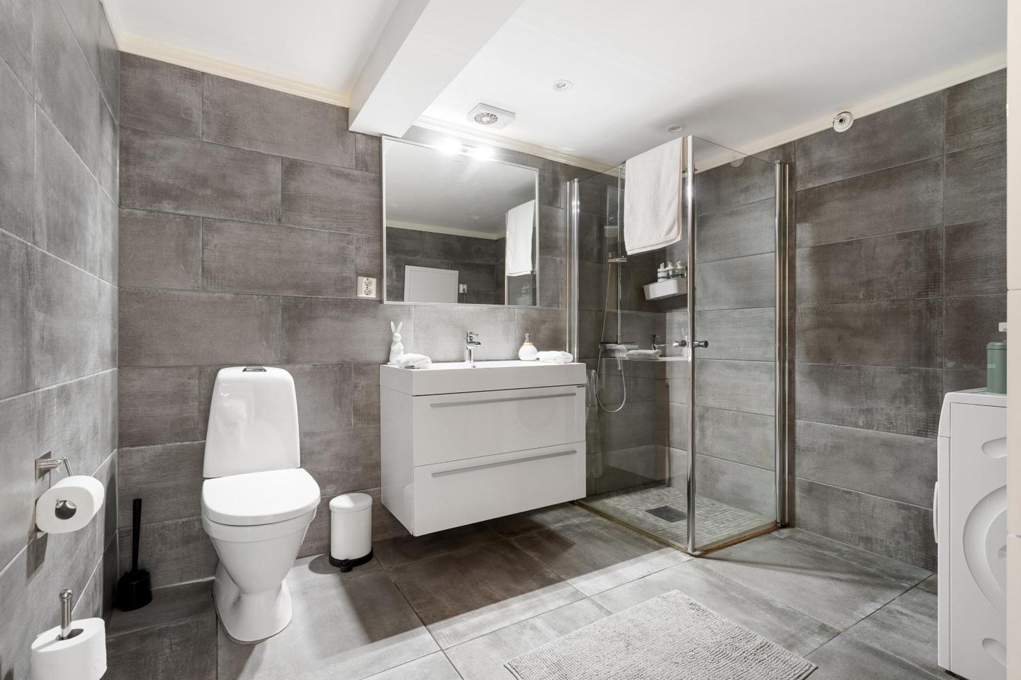 Solsiden Modern Stay: King Beds, Private Entry Trondheim